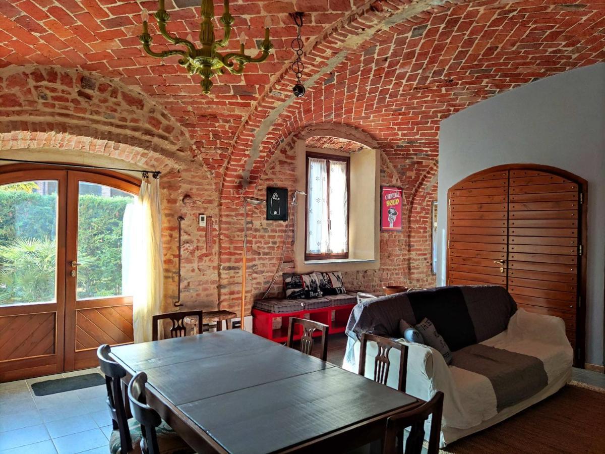 Corte Dell'Uva Belveglio Exteriör bild